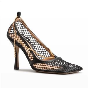 Bottega Veneta Stretch Pumps